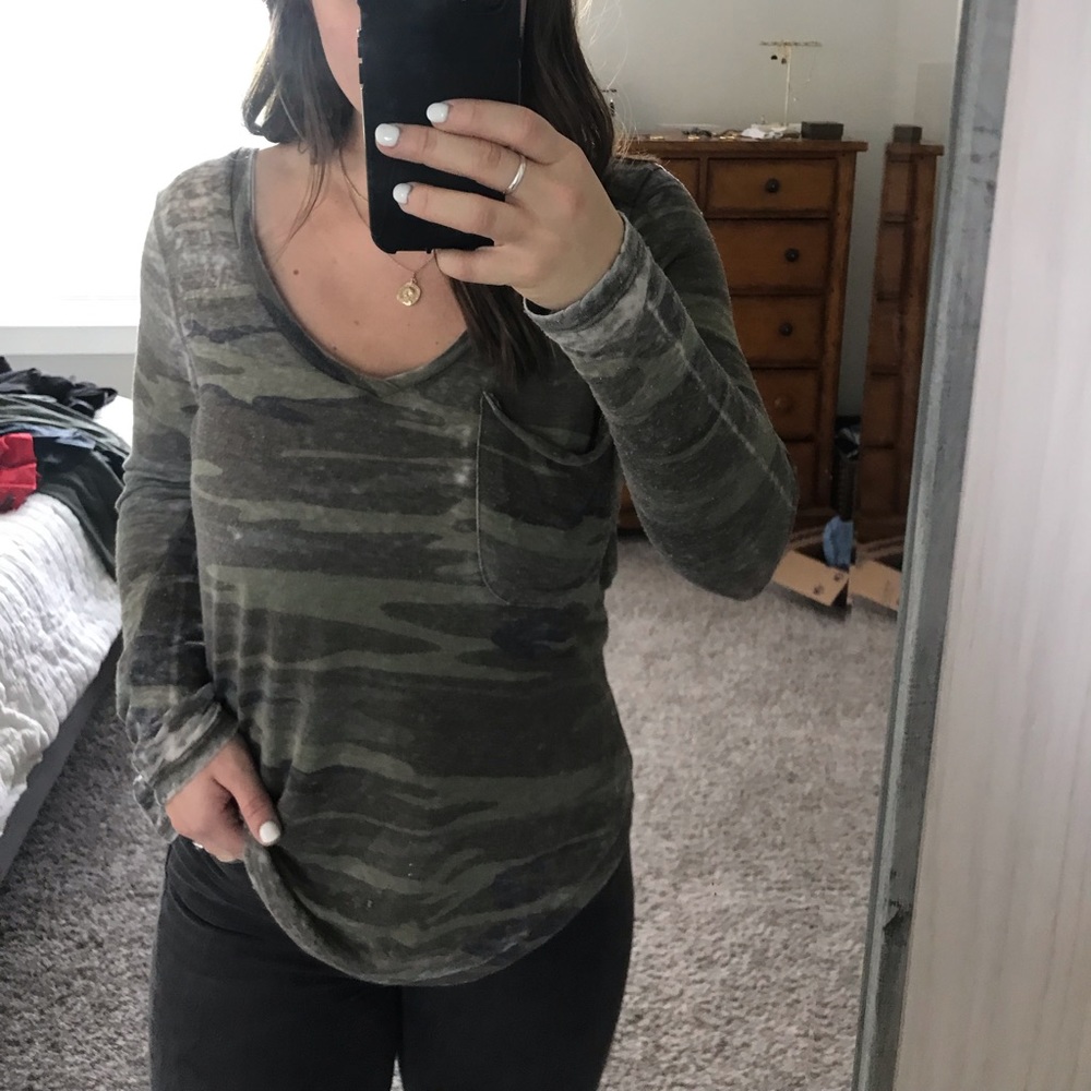 Camo top